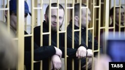 Фігуранти справи (зліва-направо) Максим Кирилов, Олександр Ковтун і Олексій Нікітін (архівне фото)