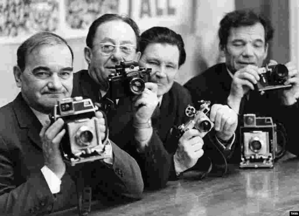 TASS photojournalists in 1962