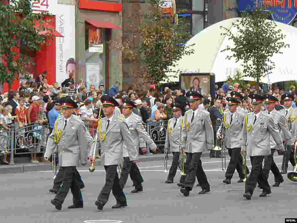 Парад в Києві. День Незалежності 24 серпня 2009