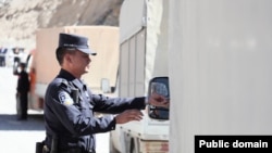 Кыргызстан менен Кытайдын ортосундагы Бедел бекети 