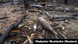  Зокрема війська РФ сьогодні тричі обстріляли зі ствольної артилерії та мінометів Чернігівщину