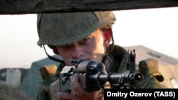  По данным украинской военной разведки, на востоке Крыма замечены соединения 49-й и 58-й армии, в числе последней – 42-я гвардейская мотострелковая дивизия