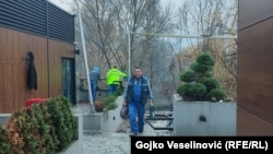 Uklanjanje ugostiteljskog objekta "Kajak terasa" u vlasništvu porodice Mile Radišića, Banjaluka, 26. novembar 2021.godine 