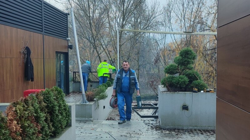 Banjaluka: Počelo uklanjanje restorana u vlasništvu kuma Milorada Dodika