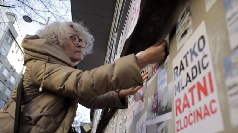 'Sve bih ponovila': Aktivistkinja kažnjena zbog gađanja jajima murala Ratka Mladića 