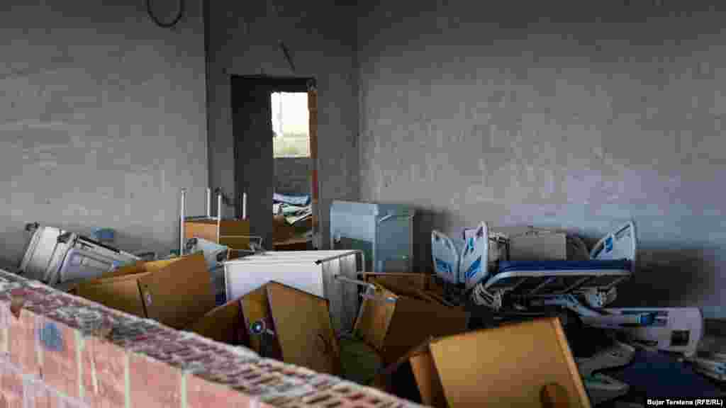 Tender për finalizim të punimeve ishte hapur edhe më 2024, mirëpo ai më vonë ishte anuluar nga Organi Shqyrtues i Prokurimit.Si përfundim, objekti mbeti në këtë gjendje.