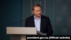 Колишній президент України Леонід Кучма, якого знову призначено головою української делегації на переговорах у Мінську, під час брифінгу в Києві, 3 червня 2019 року