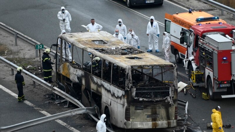Tragjedia me autobus në Bullgari lë të vdekur 46 persona 