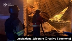 Пожежа після російського удару в Гостомелі на Київщині, ніч проти 3 жовтня 2026 року