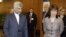 کاترین اشتون(راست)، مسئول امور سیاست خارجی اتحادیه اروپا همراه با سعید جلیلی، دبیر شورای عالی امنیت ملی ایران در جریان مذاکرات ژنو در سوئیس