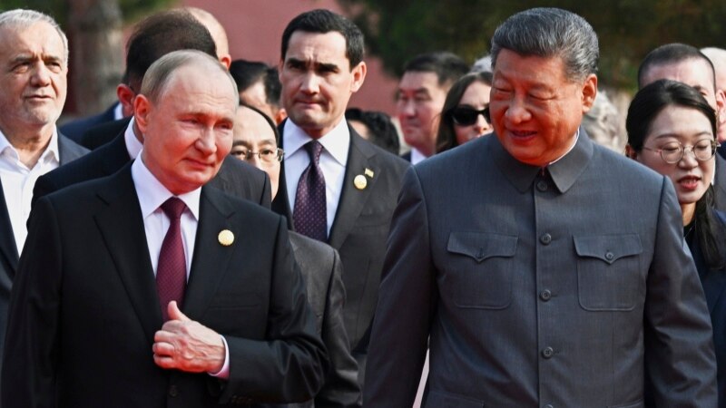 Trump Urges NATO To Stop Buying Russian Oil, Impose Tariffs On China