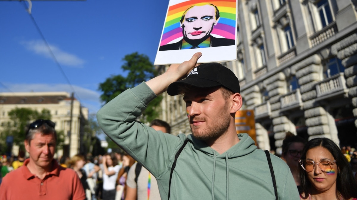 ​В мэрии Белгорода получили уведомление о проведении гей-парада и двух митингов в поддержку ЛГБТ