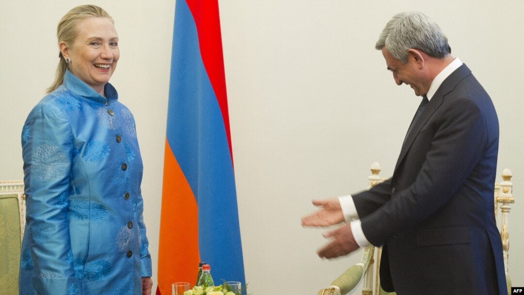 Hillary Clinton və Serzh Sargsyan