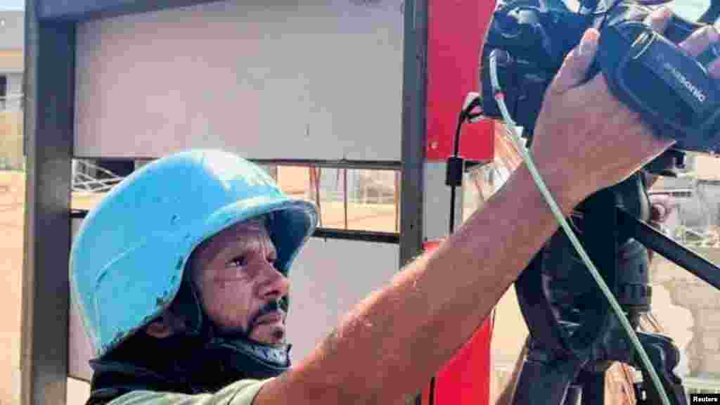 Hussam-al-Masri plaesztin operatőr a Reuters szerződéses munkatársa volt. A Reuters és az AP közös levelükben azt is megjegyezték, hogy Izrael a háború kezdete óta tiltja a nemzetközi újságírók belépését Gázába, kivéve a katonaság által szervezett látogatásokat