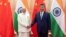 Indijski premijer Narendra Modi rukuje se s kineskim predsjednikom Xi Jinpingom tokom sastanka na marginama samita Šangajske organizacije za saradnju (SCO) u Tianjinu u Kini, 31. avgusta 2025.