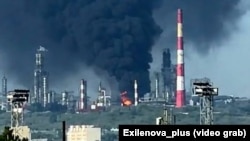 Наслідки удару по НПЗ у Сизрані. Росія, архівне фото