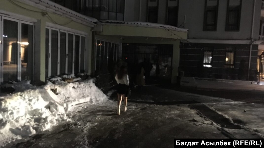 Табиғатта екі адаммен жыныстық қатынас