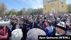 Demonstrators rally against land reform rally in Almaty on April 24.