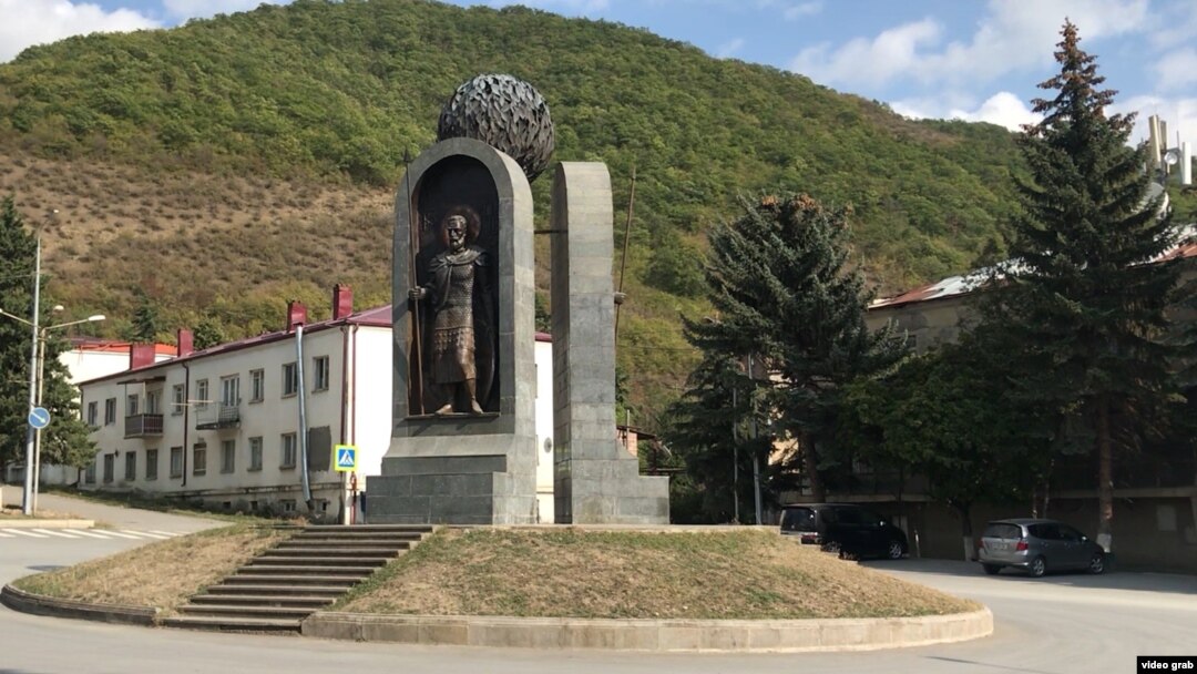 Центральная площадь Ленингора (иллюстративное фото)
