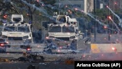 Pamje nga protestat kundër qeverisë në Venezuelë.