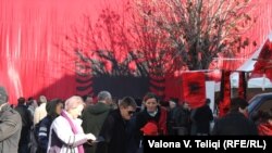 Prishtina kremton 28 Nëntorin