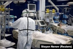 Secția de terapie intensivă din spitalul Pirogov, din Sofia, Bulgaria, noiembrie 2021.
