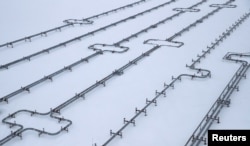 Pipelines at a Russian gas processing facility operated by Gazprom on the Arctic Yamal Peninsula. (file photo)