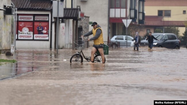 Naselja pod vodom u Sarajevu, vodostaji rijeka u porastu