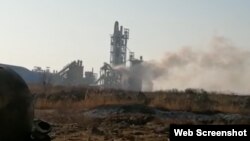 "Гежуба Шиелі цемент зауытынан" ауаға тарап жатқан түтін. Қызылорда облысы, 17 ақпан 2021 жыл.