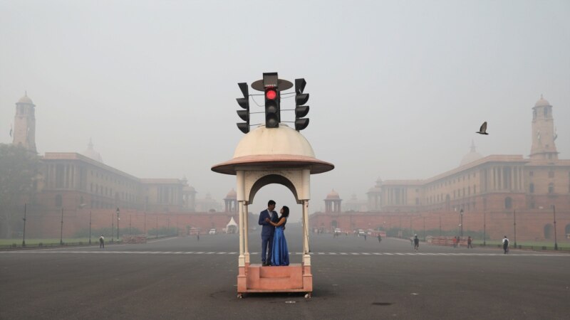 U Delhiju zbog aerozagađenja škole i fakulteti do daljnjeg zatvoreni