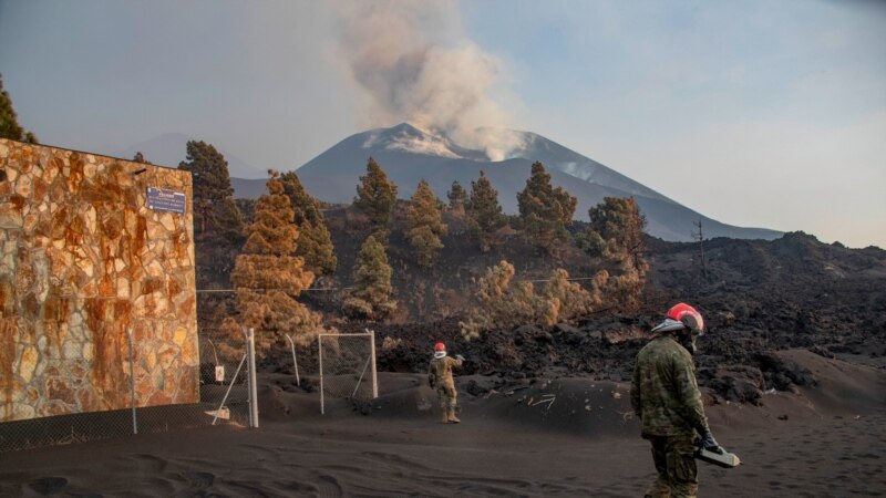 Zbog vulkanskog pepela zatvorene škole na La Palmi