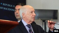 Изјави на медијаторот Метју Нимиц