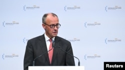 Njemački kancelar Friedrich Merz govori na ceremoniji povodom 75. godišnjice osnivanja Centralnog vijeća Jevreja u Berlinu, 17. septembra.