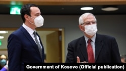 Josep Borell je ocenu o nastavku dijaloga Srbije i Kosova dao nakon susreta sa kosovskim premijerom Albinom Kurtijem (Aljbin). 