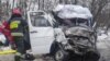 Вантажівка зіткнулася з маршрутним автобусом на Чернігівщині: 10 людей загинули
