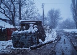Snješko bijelić u vojnoj bazi pored prve linije fronta u regiji Lugans, 6. decembar.