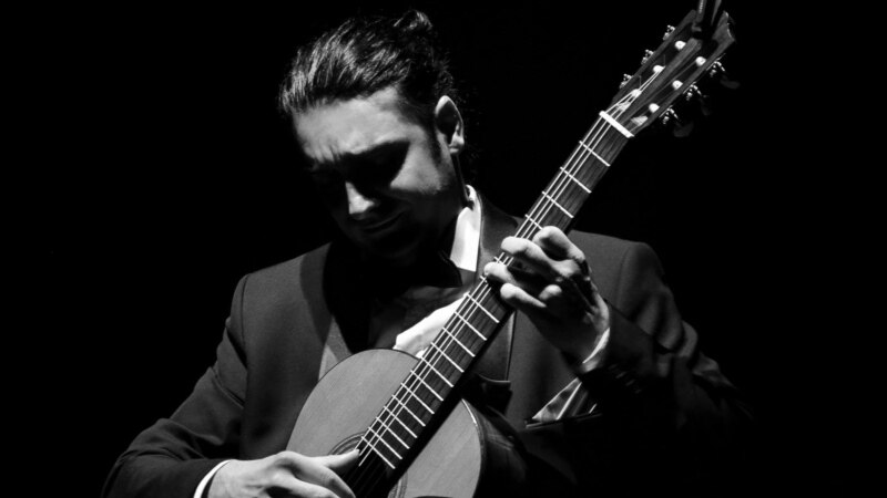 Дарко Багески, гитарист: Сцената е нашиот дом 