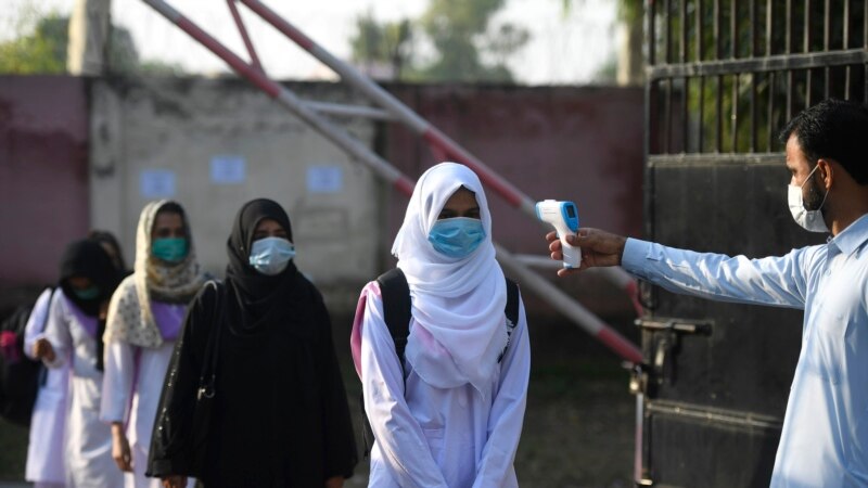 پاکستان کې به د کرونا د واکسین لړۍ پیل شي