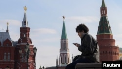 Росіяни дедалі частіше користуються комерційними VPN-сервісами для доступу до нецензурованих новин та інформації