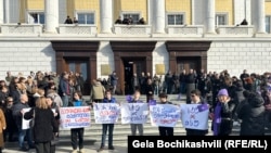 საპროტესტო აქცია საქართველოს ტექნიკურ უნივერსიტეტთან