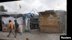 Табір мігрантів у Кале, Франція