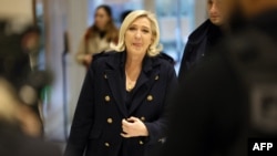 Le Pen este văzută ca favorită la prezidențialele din 2027, când actualul șef de stat, Emmanuel Macron nu mai poate participa.