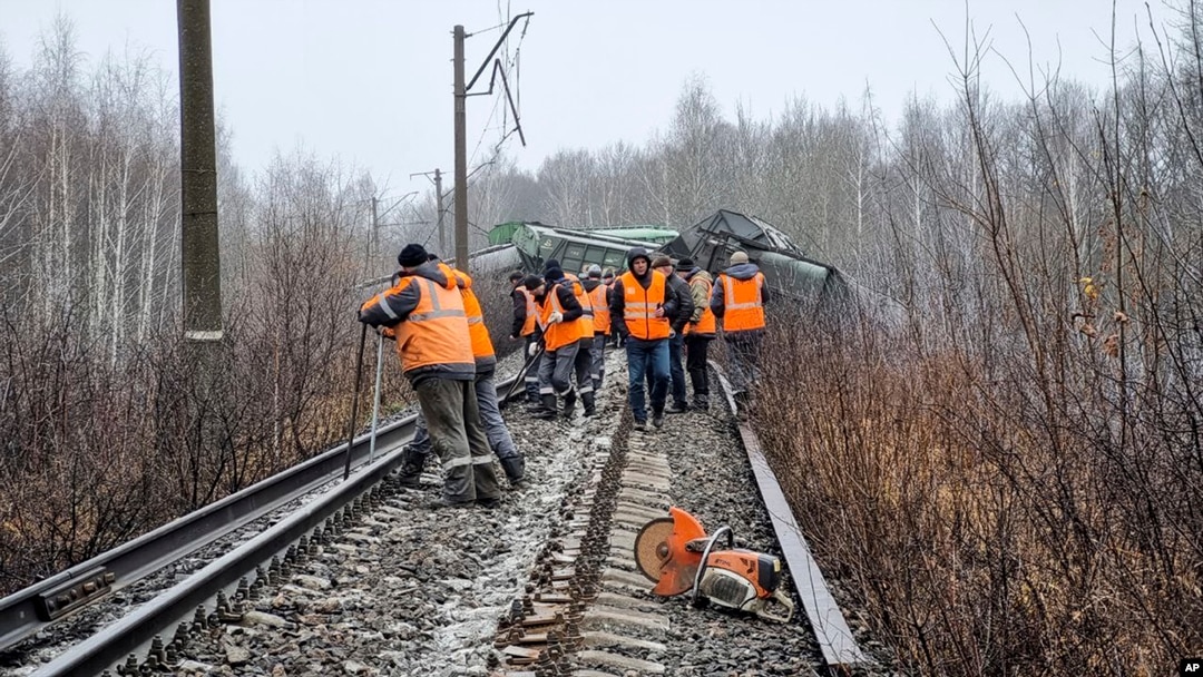 Following Recent Train Derailments, Officials Eye Worn Rails as
