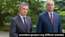 Մոլդովայի և Մերձդնեստրի նախագահներ Իգոր Դոդոնի և Վադիմ Կրասնոսելսկի, արխիվ