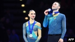 Анастасия Метёлкина и Лука Берулава