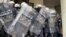 Policija na protestu u Novom Sadu, decembar 2024. Prema podacima neformalne inicijative "Pustite ih sve", od pada nadstrešnice 1. novembra i početka antivladinih protesta, širom Srbije je privedeno najmanje 920 ljudi.