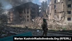 Українські військові у Добропіллі, що на  Донеччині, квітень 2026 року