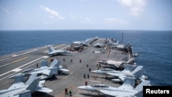 Nosač aviona USS Džordž Vašington plovi Arabijskim morem na fotografiji koju je američka mornarica objavila 20. avgusta 2026. godine.