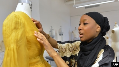 Порно кішкентай сексуалды қаншықтар