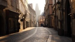 Ээнсиреген Прага бүркүттүн көзү менен